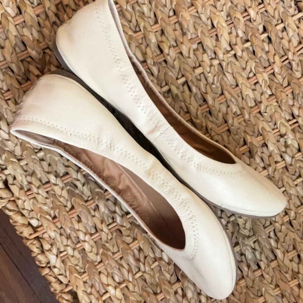 Lucky Brand leather flats  Size 8.5 - Picture 8 of 11